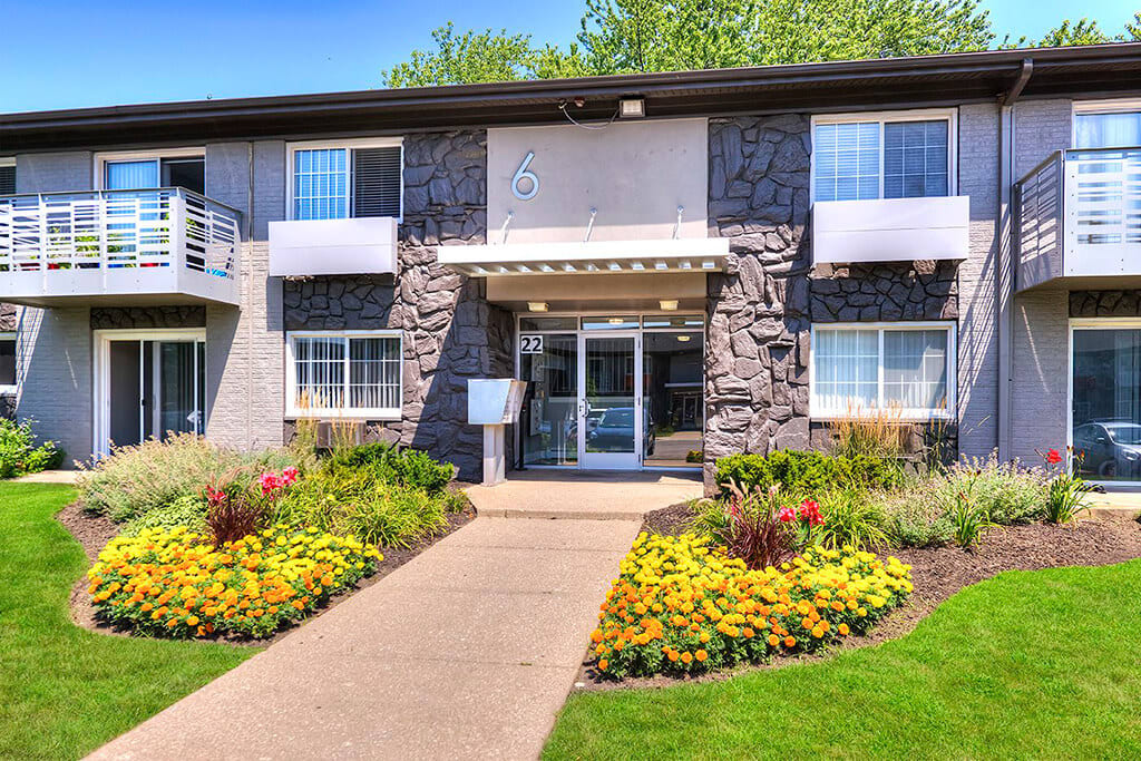 Westmont Apartment & Community Photos Axis at Westmont